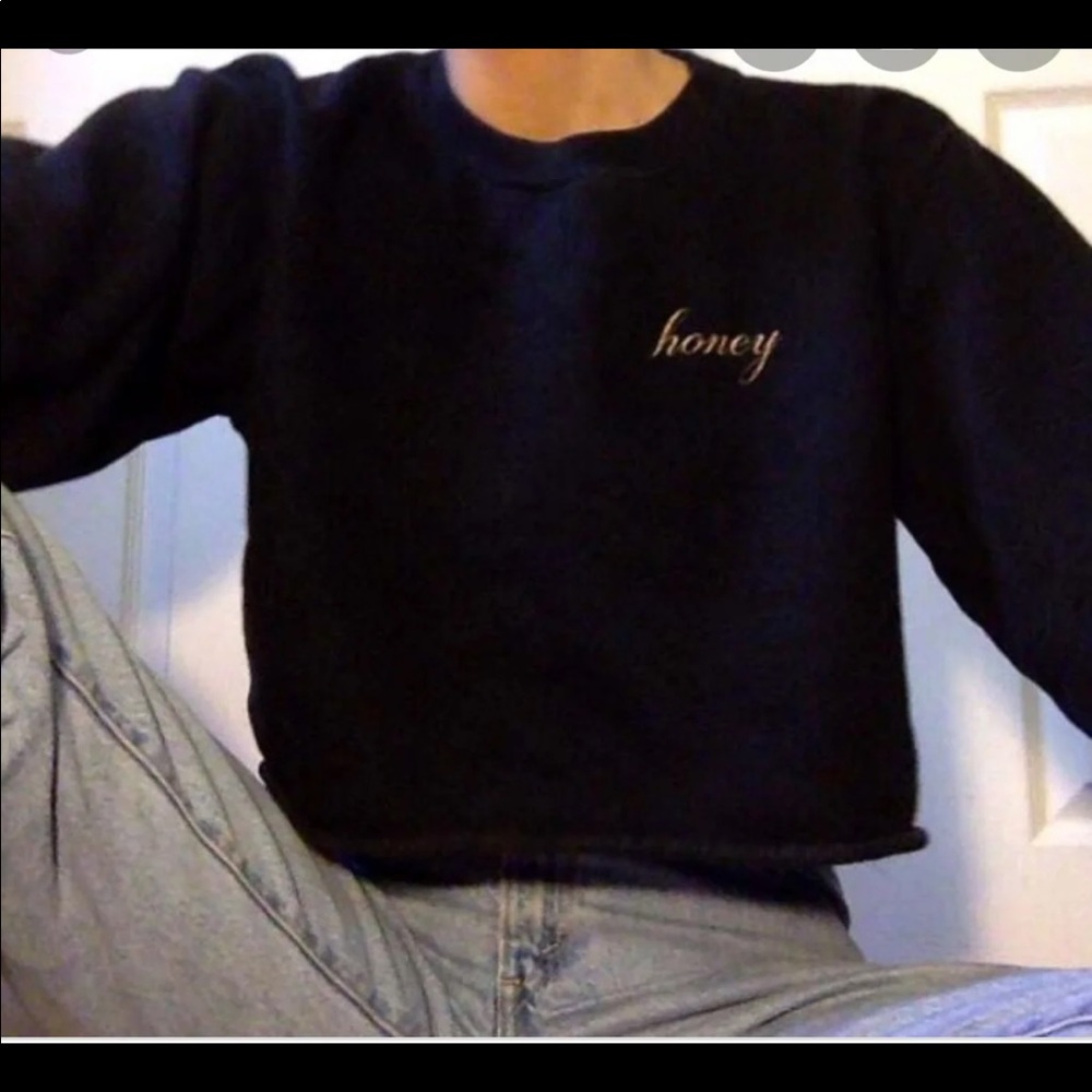 Brandy Melville cropped sweatshirt